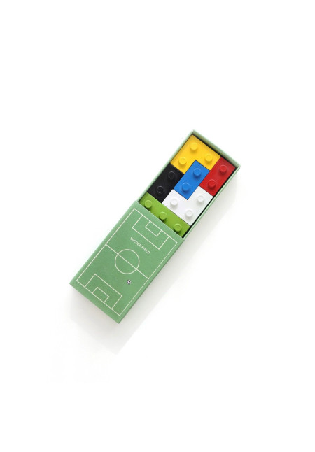 Crayones forma de bloques fútbol